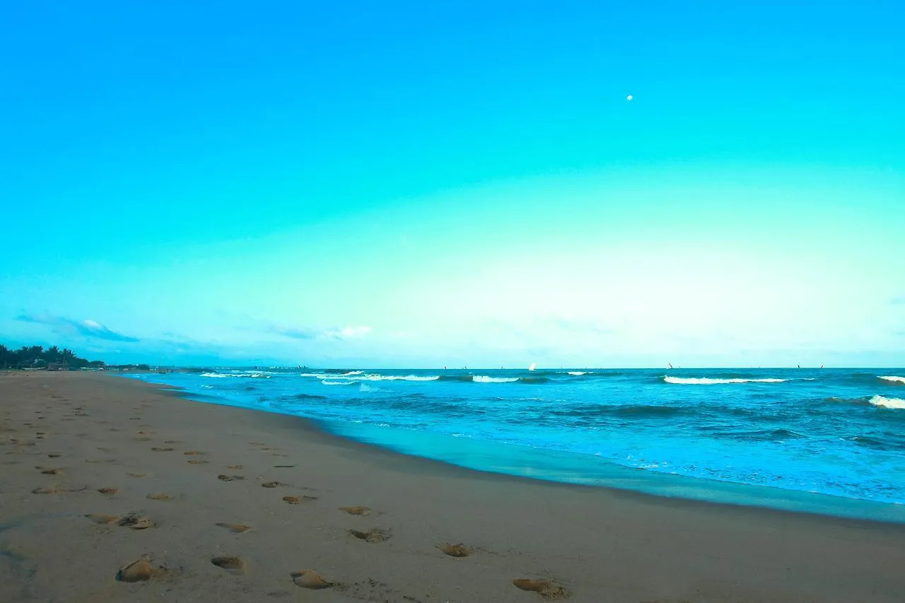 Beacon Beach Hotel Negombo