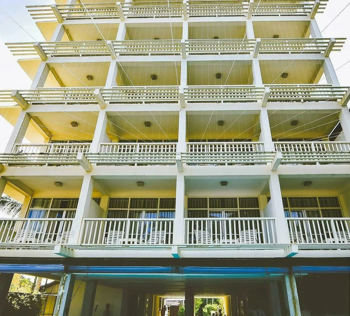 Beacon Beach Hotel Negombo