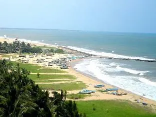 Beacon Beach Hotel Negombo