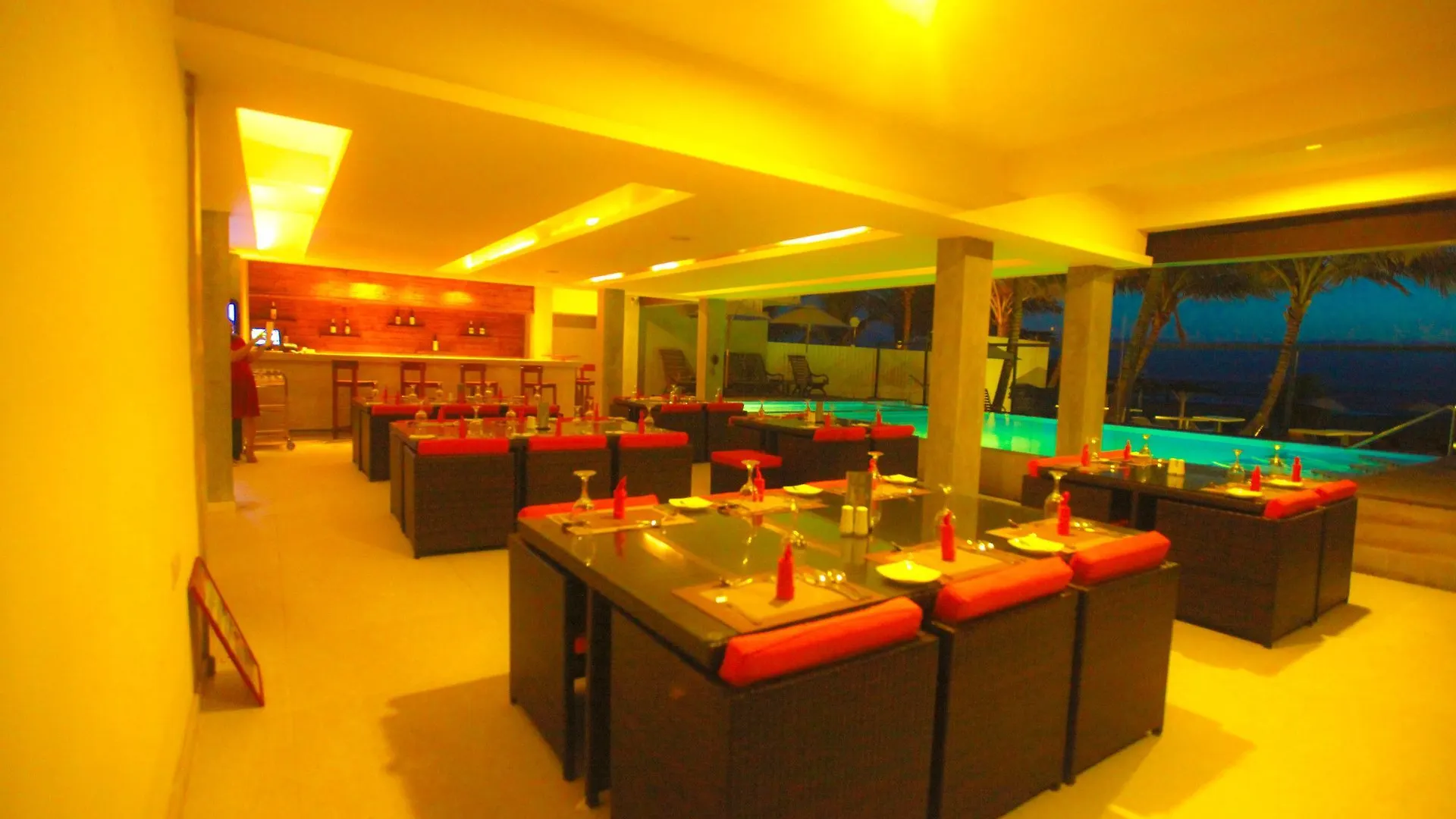 Beacon Beach Hotel Negombo